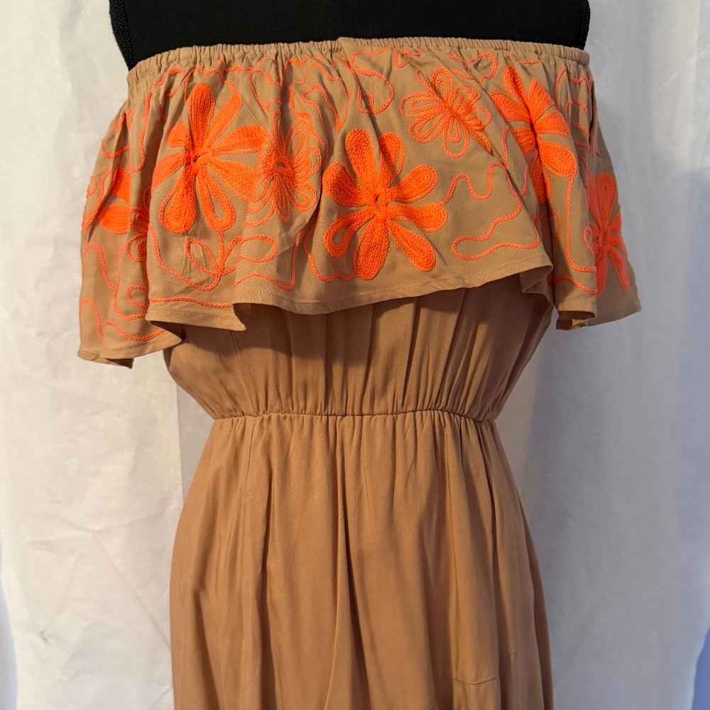 Women's Tan off the Shoulder Sundress Size Small